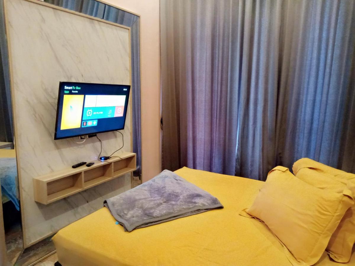 Villa Valencia Batu  Luaran gambar